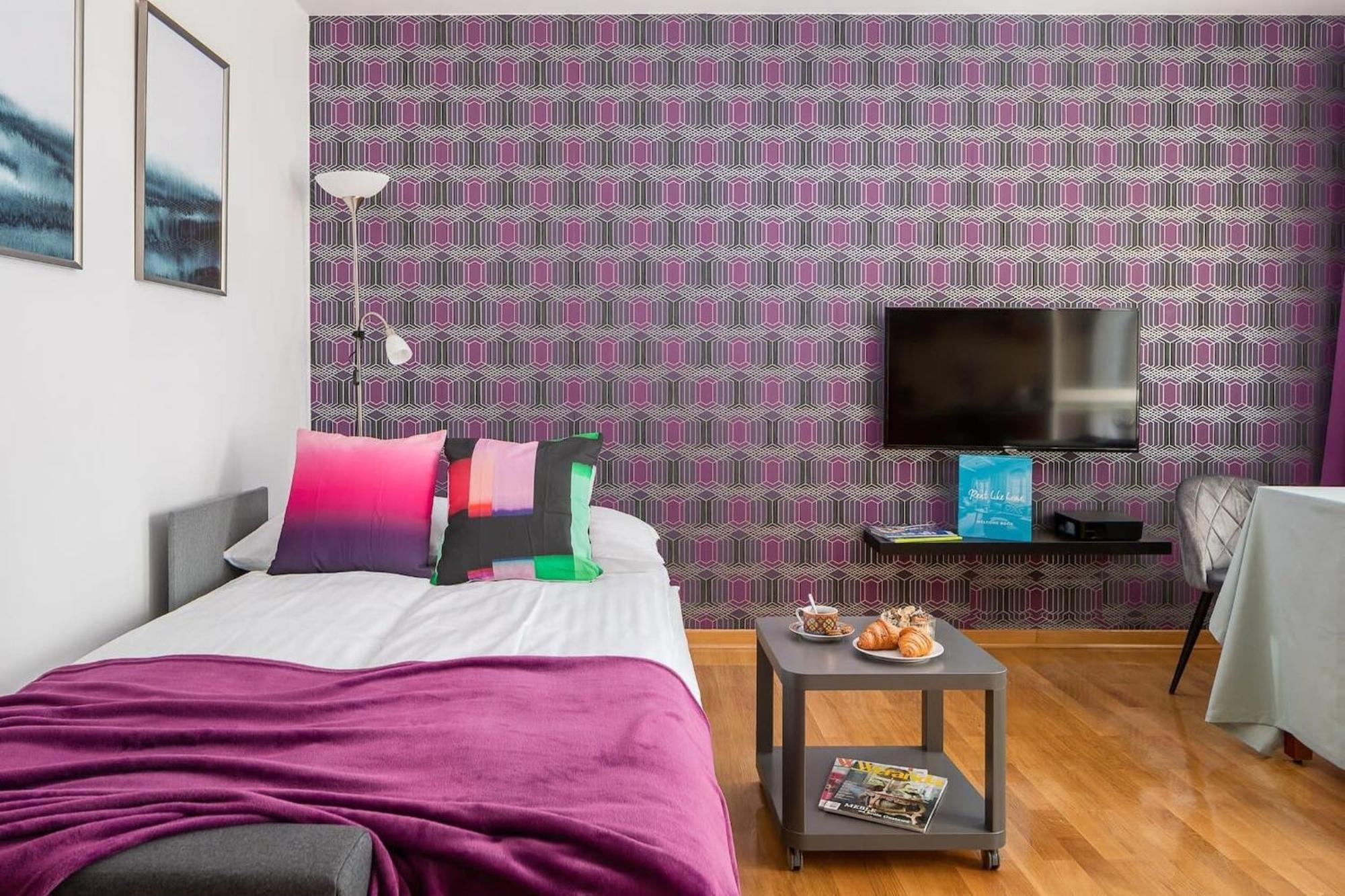 Elektoralna 12A - Colorful Apartment With Balcony By Noclegi Renters Warsawa Bagian luar foto